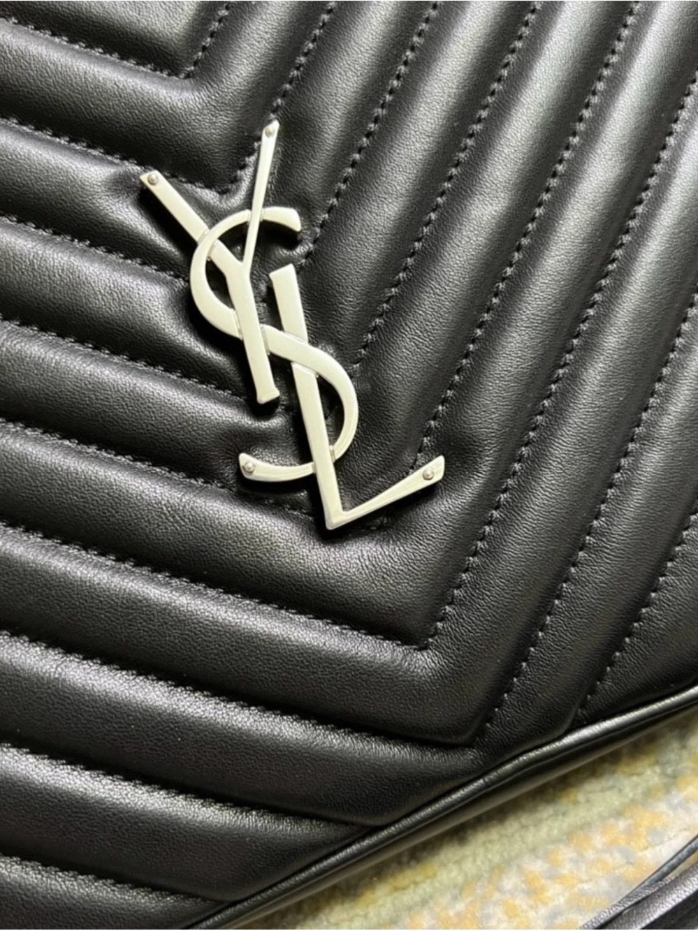 Saint Laurent Black Chevron Quilted Leather Camera Crossbody - Picture 4 of 7